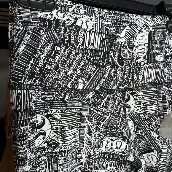 Lululemon Wunder Train High-Rise Tight 25" - Tear It Up Alpine White Black - Picture 4 of 6